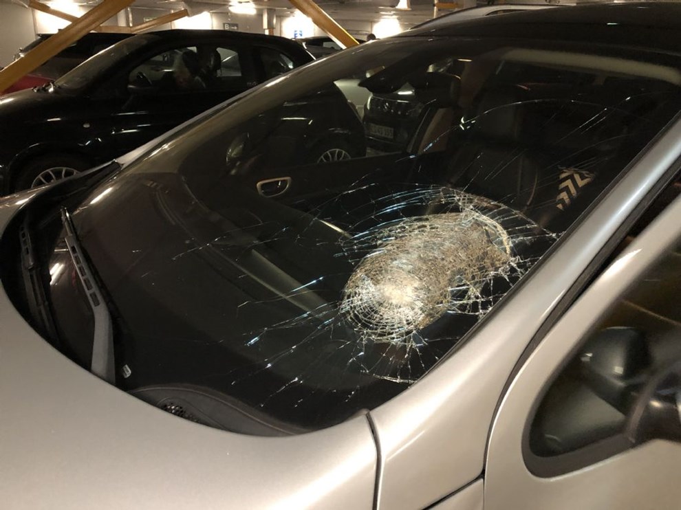 Svensk minister kontakter Hkkerup om stenkast