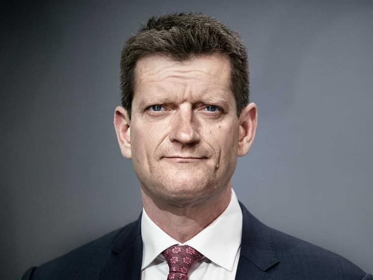 Klovn laver afsnit om Folkem�det