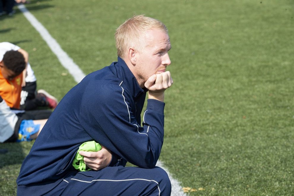 Lasse Holmgaard stopper som tr�ner i Br�nsh�j