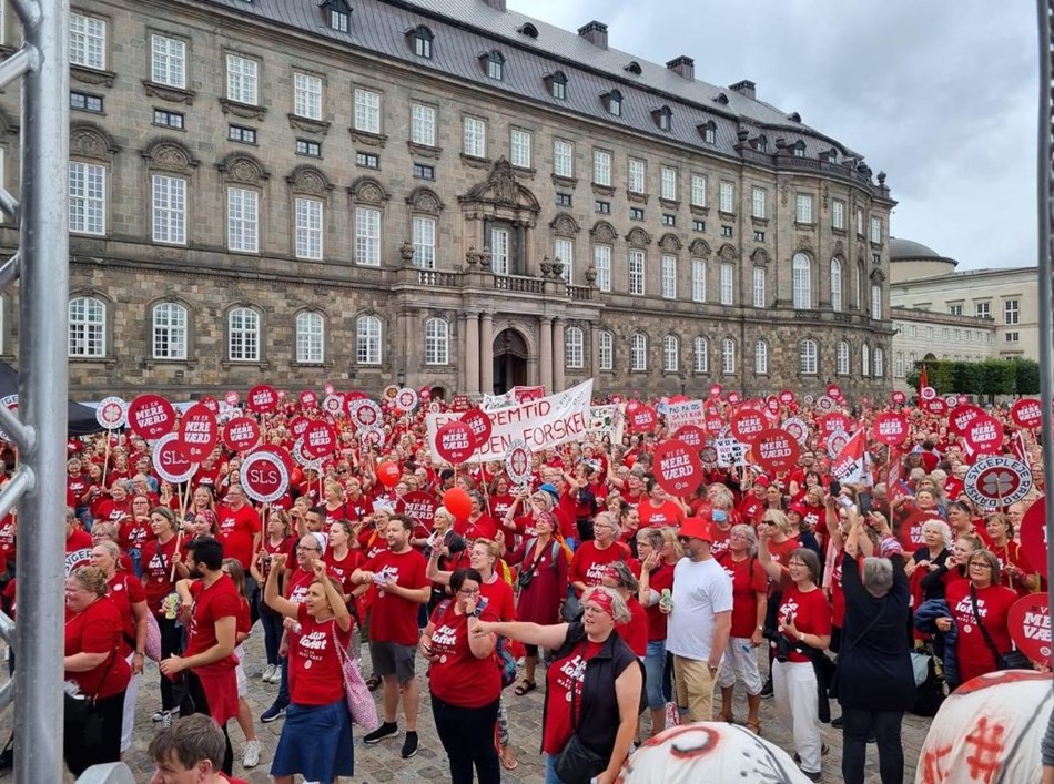 Sygeplejersker demonstrerede ved Christiansborg