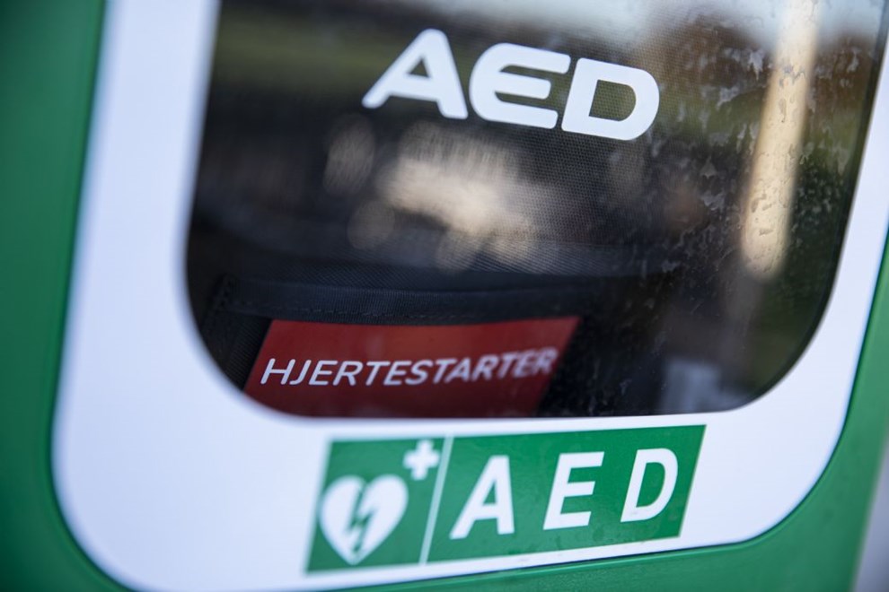 Efter tragisk hndelse med hjertestop: Hjertestartere er nu hngt op udenfor