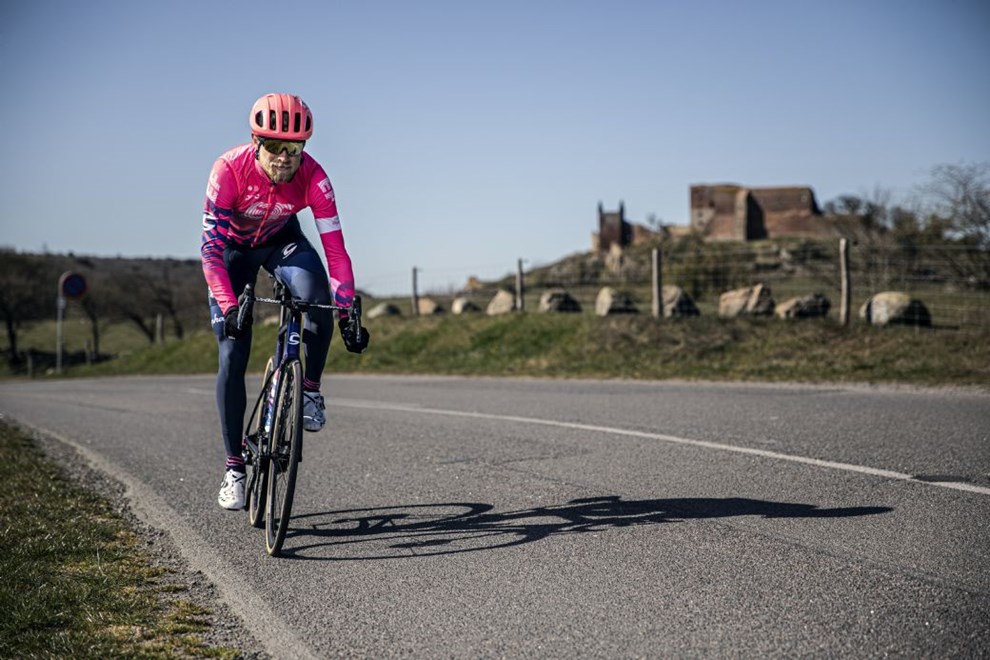 Roglic overhaler Cort til sidst og vinder i Vueltaen