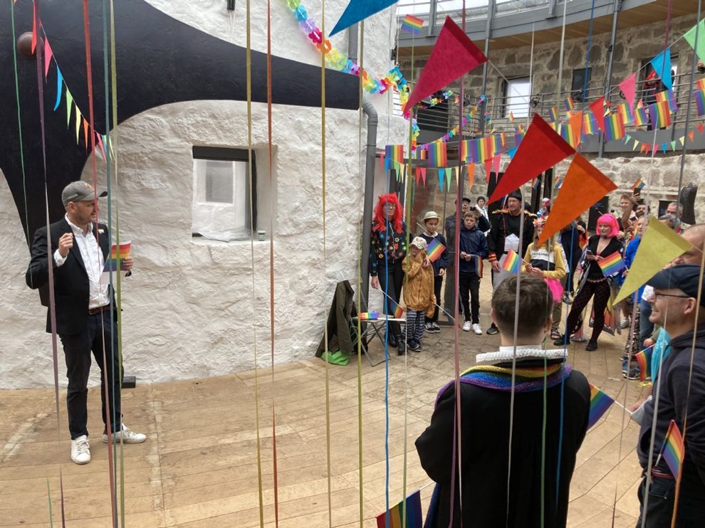 Pride bd p frieri, positive prster og overraskede tyske turister: Christians lyste op p en gr lrdag