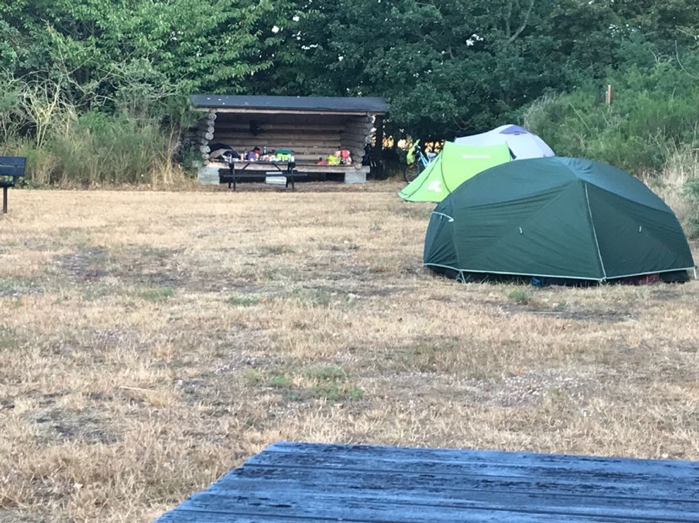 Primitive lejrpladser rgrer sig over konkurrence fra det offentlige