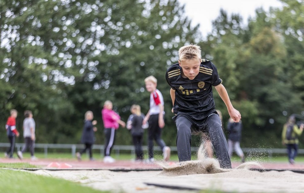 Se billederne: 170 børn fejrer Dansk Skoleidræts 75 års jubilæum