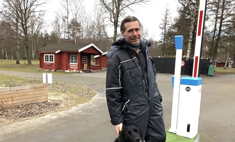 Campingpladsejer siger tak med hyggeaften og Bl�st