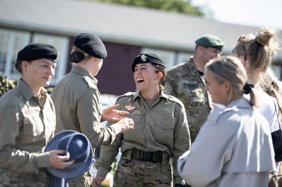 Militret bd inden for p Almegrds Kaserne