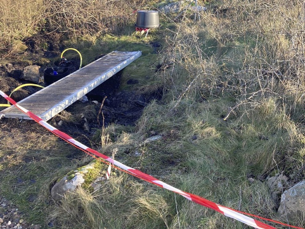 10.000 liter olie lkket  nu er stort oprydningsarbejde i gang p Christians