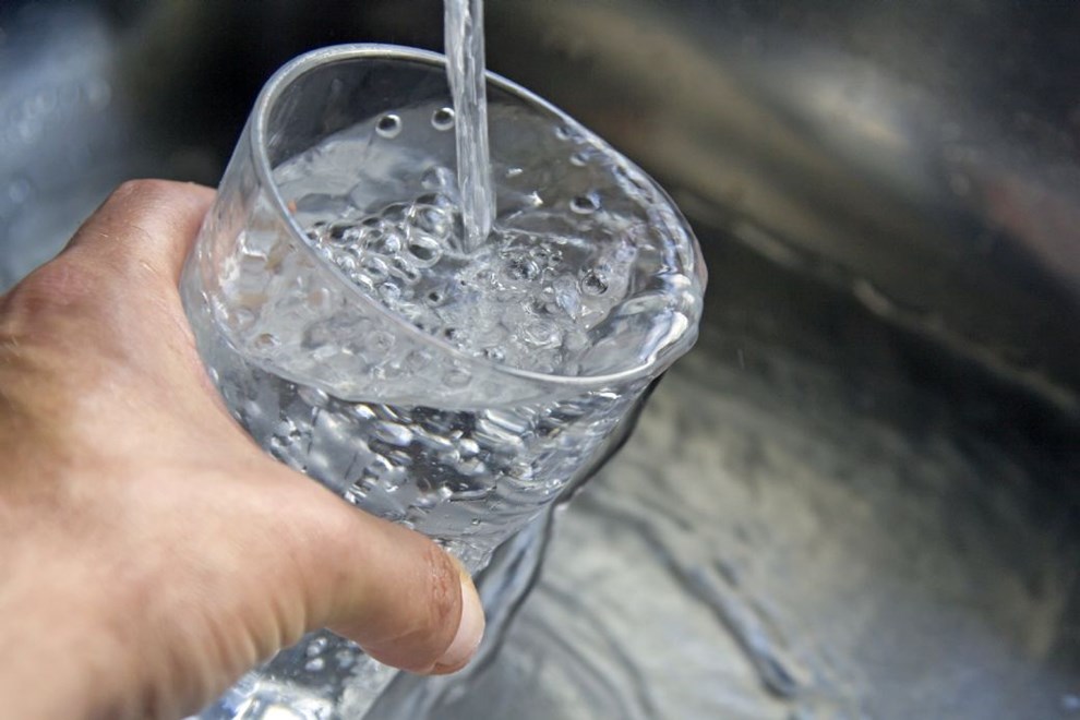 Her fr du Bornholms billigste drikkevand