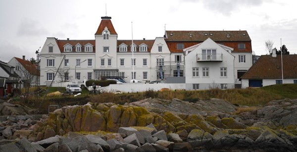 Mange�rige venner vil g�re Strandhotellet til et samlingssted hele �ret