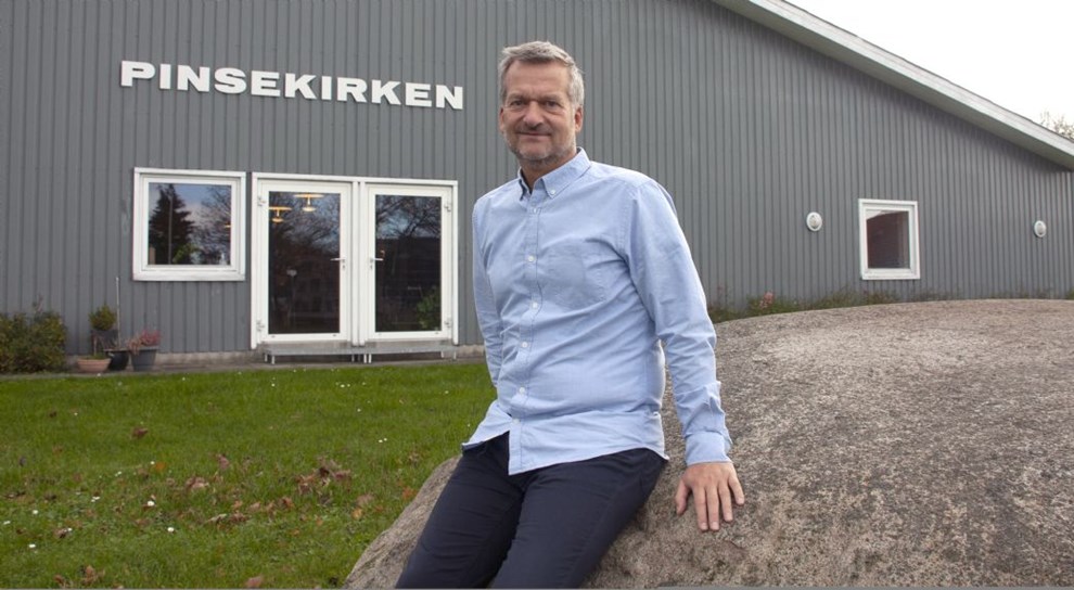 Ny præst vender tilbage til sin fødeø: 'Troslivet er ikke en farlig linedans' Ny præst vender tilbage til sin fødeø: 'Troslivet er ikke en farlig linedans'