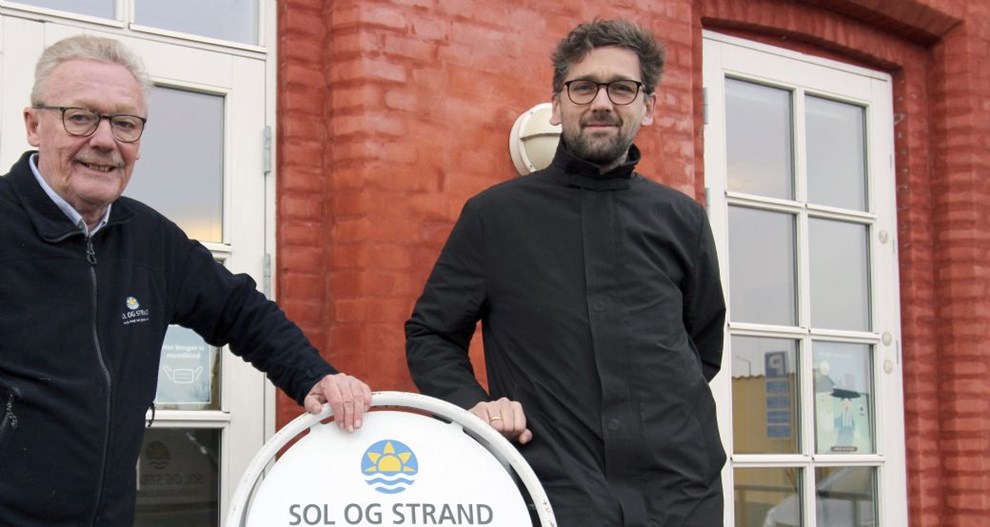 Chefens sn overtager Sol og Strand Bornholm