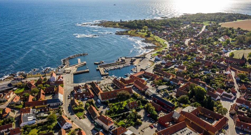 Seks uger med omveje og lugtgener i Svaneke