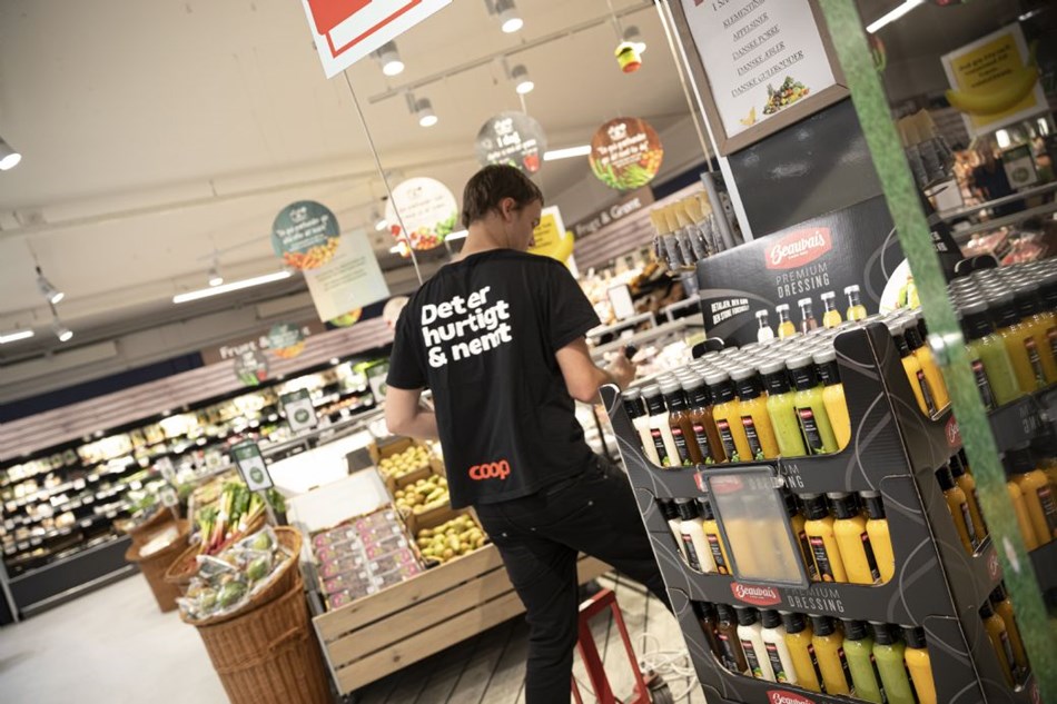 Store dagligvarebutikker sk�rer ned i �bningstiden