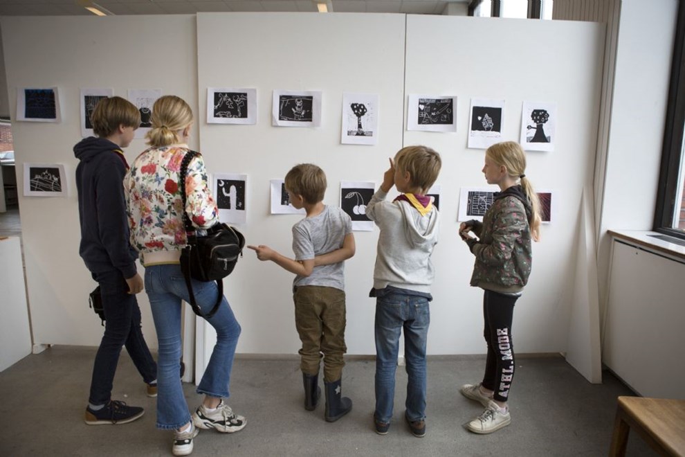 Rnne-galleri vil have fat i ungdommen