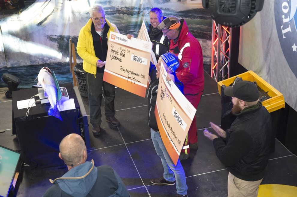 TV2 Bornholm uddeler to frsteprmier - hrd kritik for diskvalificering af far og sn