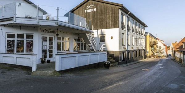 Thorborg dr�mmer om hel�rsrestaurant i Gudhjem