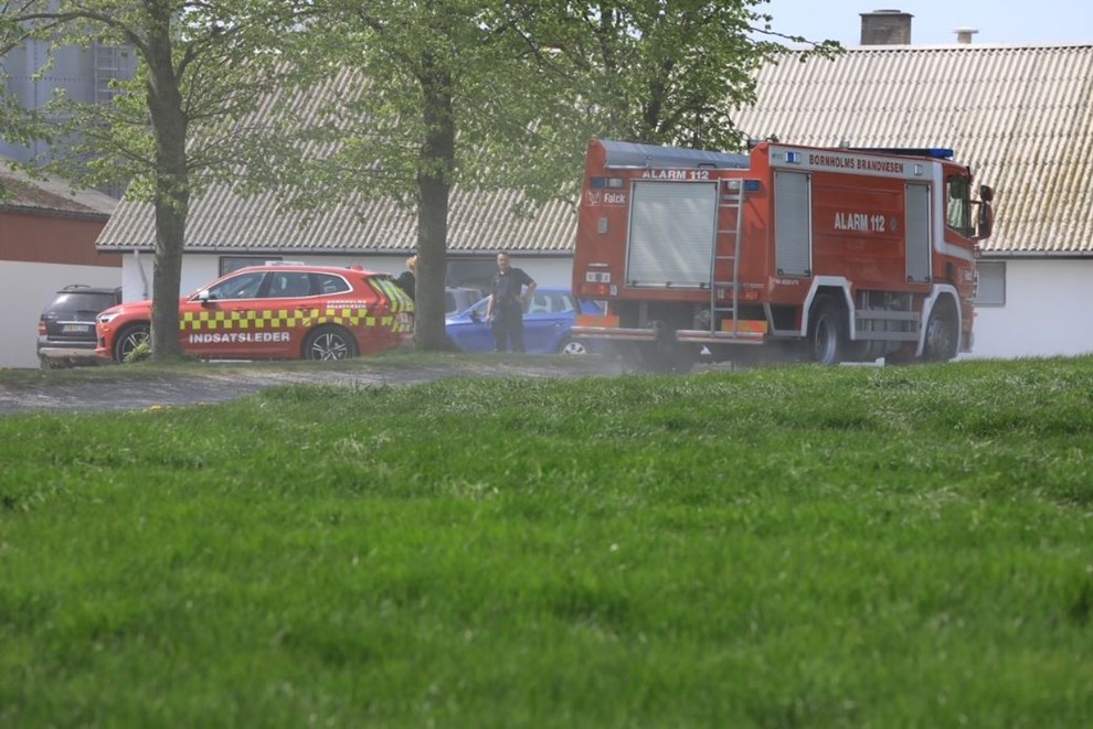 17 mand kmper for at rense  efter stort gylleudslip