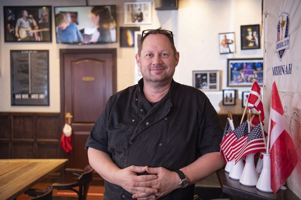 Restauratr oplever voldsomme prisstigninger: 'Branchen er enormt hrdt ramt'