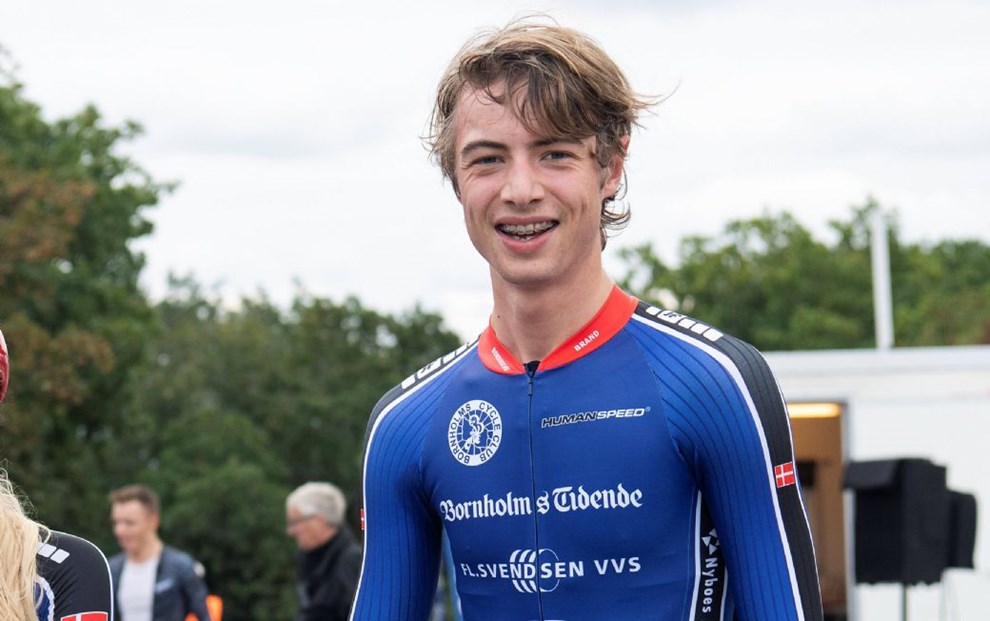 Asger balancerer lektier, 15 ugentlige trningstimer og drmmen om at blive professionel