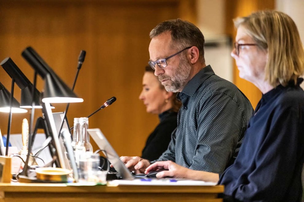 Nye tal: Fortstter med at tabe millioner