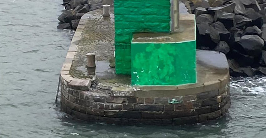 Efter psejling af molen: Vigtig knap fr lg p