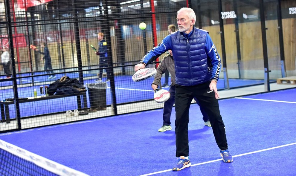 Knud Erik fik padel til Bornholm:�Nu tr�kker han sig tilbage