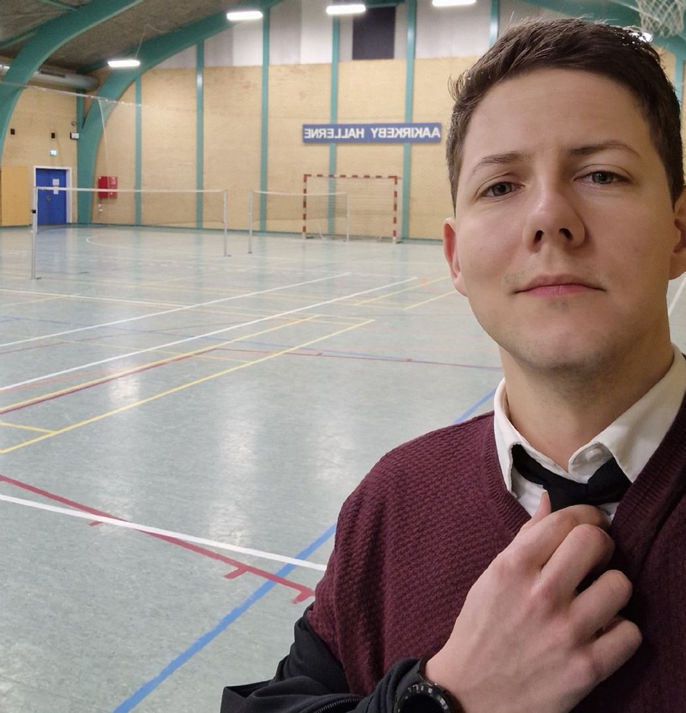 I skjorte og slips: Det er prestigefyldt at dyrke sporten