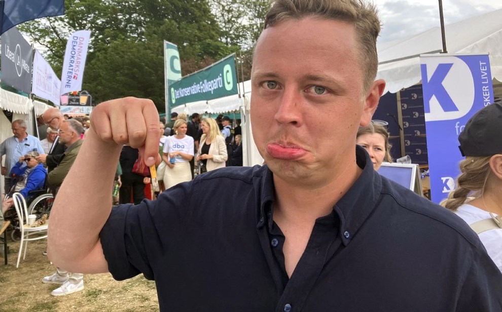 Br man ikke ophve rygeforbuddet nr det har regnet?