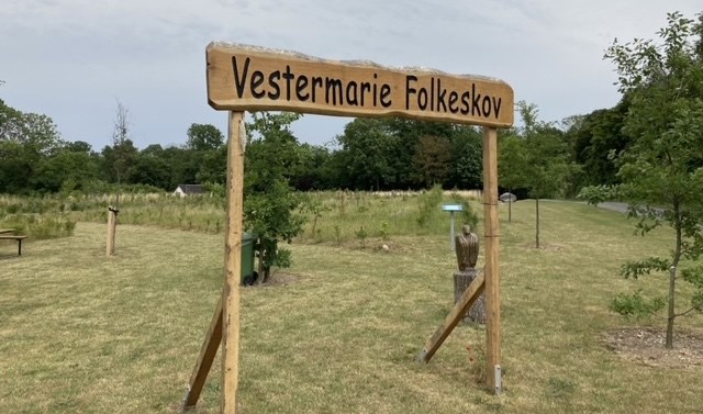 Den rigtige vej: Husene står ikke til salg længe i Vestermarie