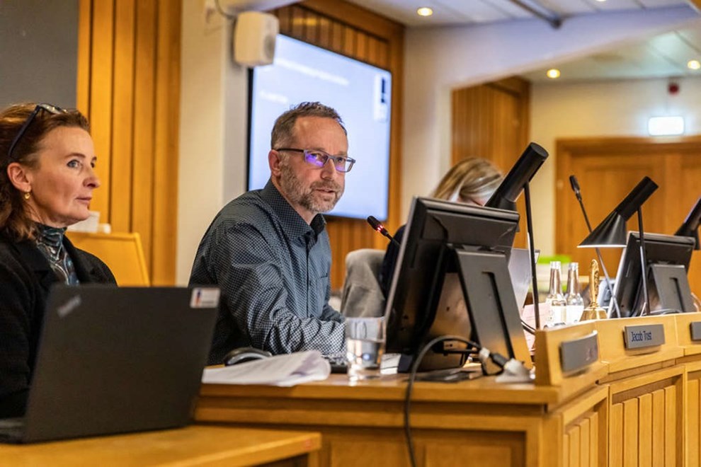 Der skal stadig spares 100 millioner: 'Nu er det op til politikerne'