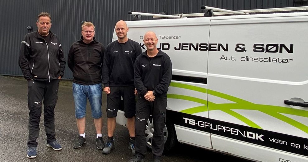 To familievirksomheder slr sig sammen