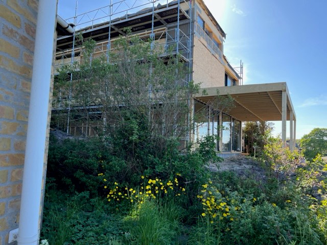 Rystet hotelejer: Vores naboer bliver kuppet ved hjlys dag