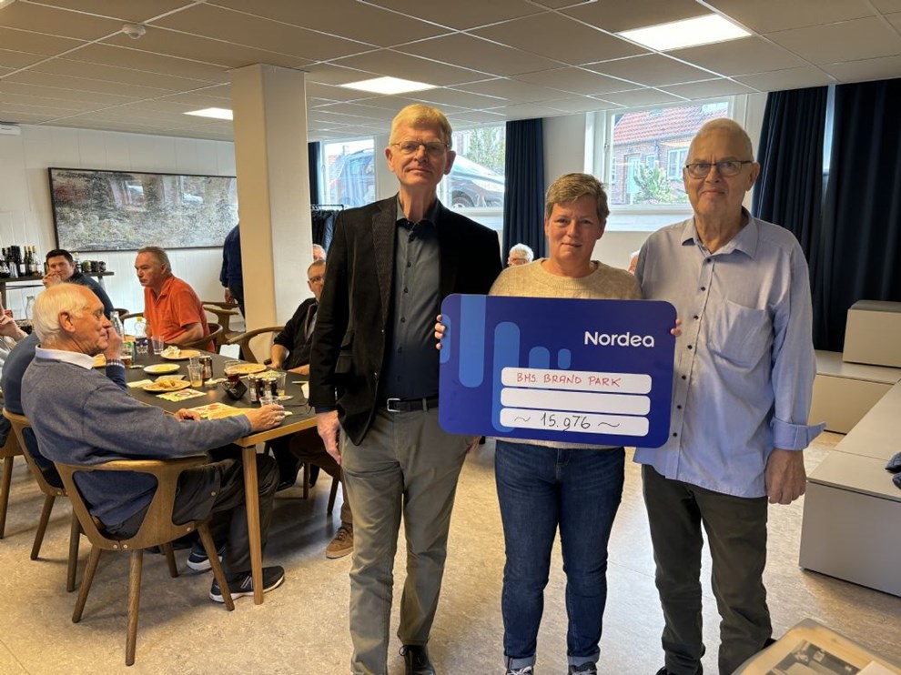 Tidendes jubilar kbte tre meter af travbanen