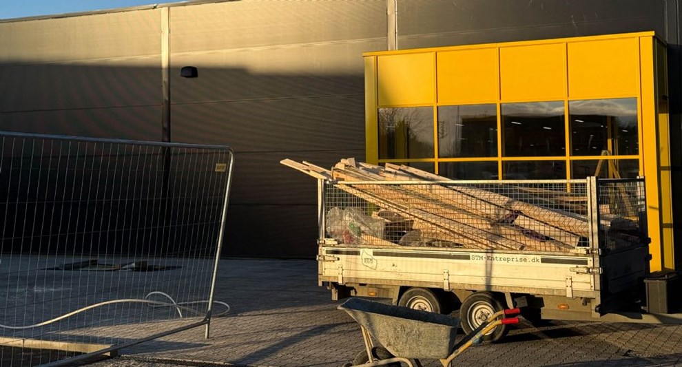 Her er datoen for k�mpebutiks ankomst