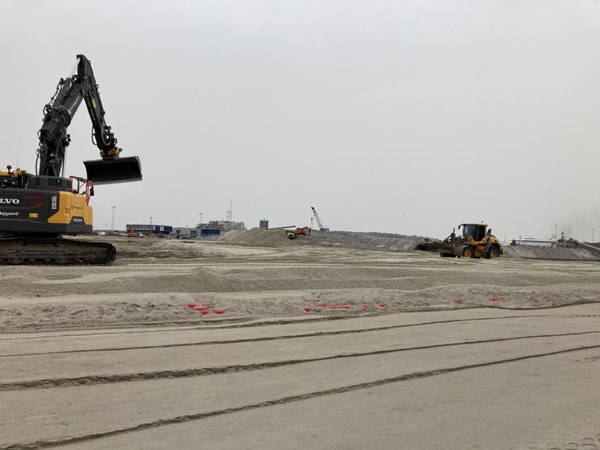 Vilde billeder: R�nne Havn ligner en sandkasse