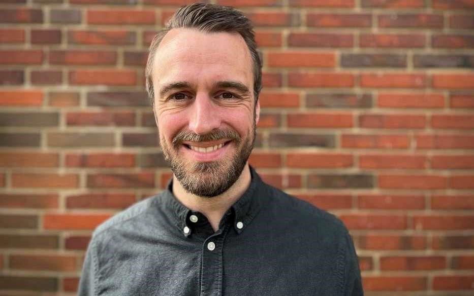 Sren er ny p Bornholm - nu vil han i kommunalbestyrelsen