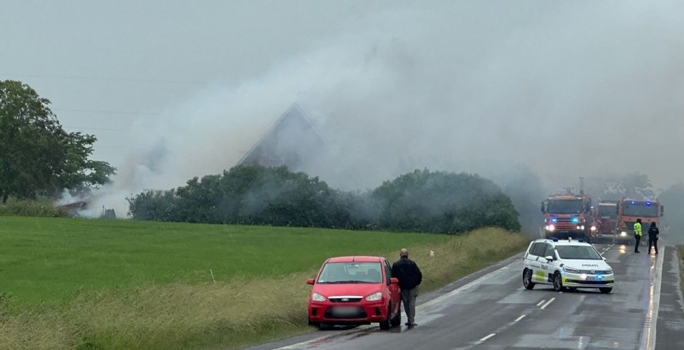 Brandmand måtte på hospitalet med politieskorte Brandmand måtte på hospitalet med politieskorte