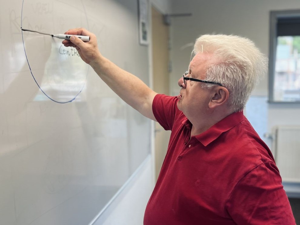 G�r p� pension efter 43 �r: 'Jeg kommer til at savne b�rnene'