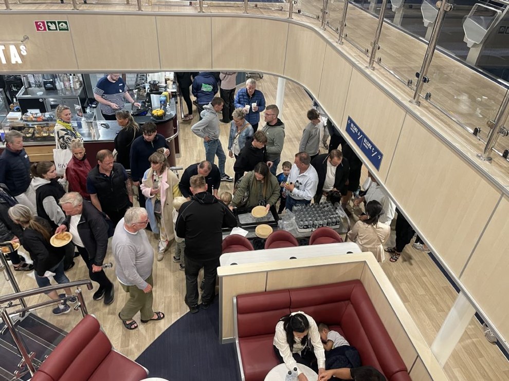 Sejler med croissanter til alle