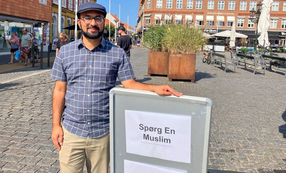 Vil udfordre fordomme og stereotyper: 'Tak for at I sendte Paludan'