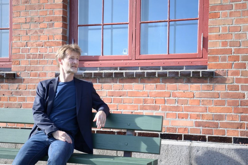 Folkemdets direktr sygemeldt