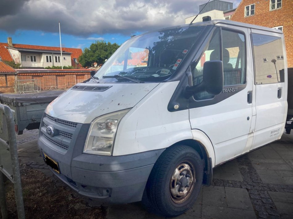Musikhuzets bil k�rer 16.000 kilometer om �ret
