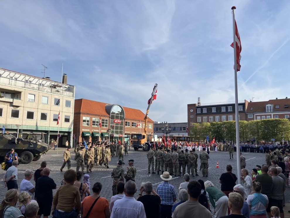Veteranerne hyldet på flagdag Veteranerne hyldet på flagdag