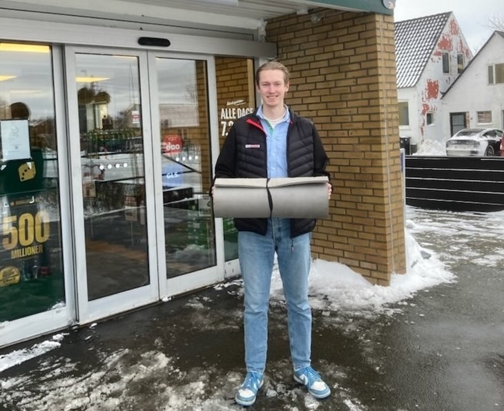 Overnattede i frokoststuen for at kunne bne butikken