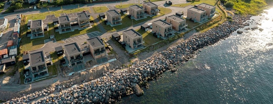Bygherren bag Tejn Havnehuse st�vnet af flere husejere