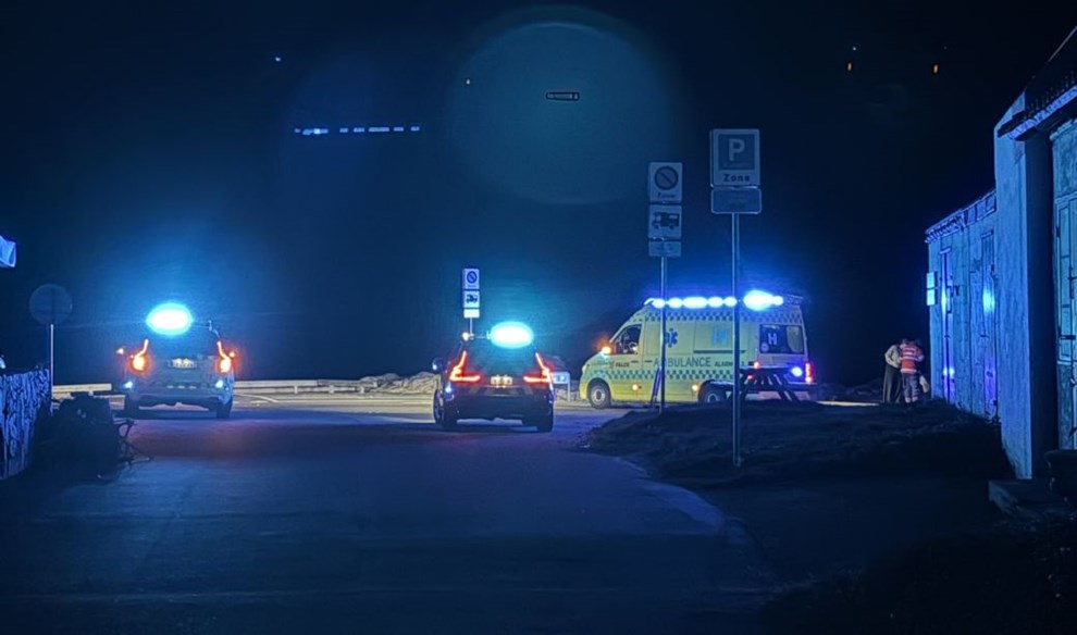 Kvinde på hospitalet – faldt ned på klipper Kvinde på hospitalet – faldt ned på klipper