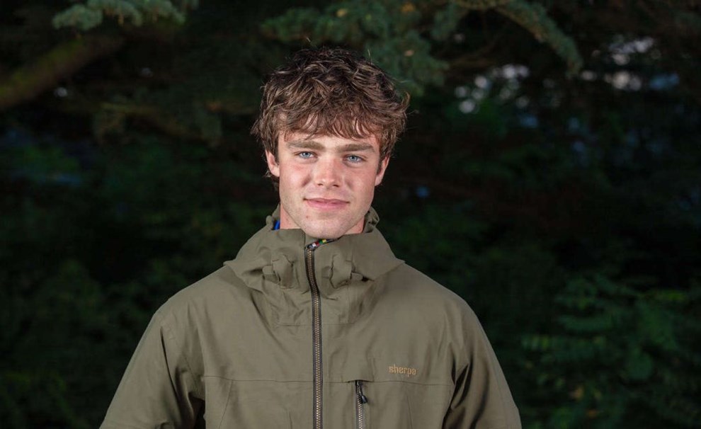 20-årige Emil vil ind i politik: 'Jeg håber, at der kan blive luftet ud' 20-årige Emil vil ind i politik: 'Jeg håber, at der kan blive luftet ud'