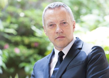 Har boet i Beijing, Tokyo og Rom  nu vil de ikke undvre Vang 