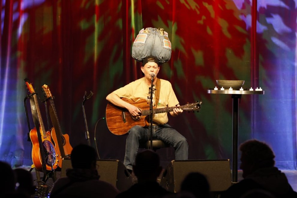 Kure fik publikum til at smile p bornholmsk